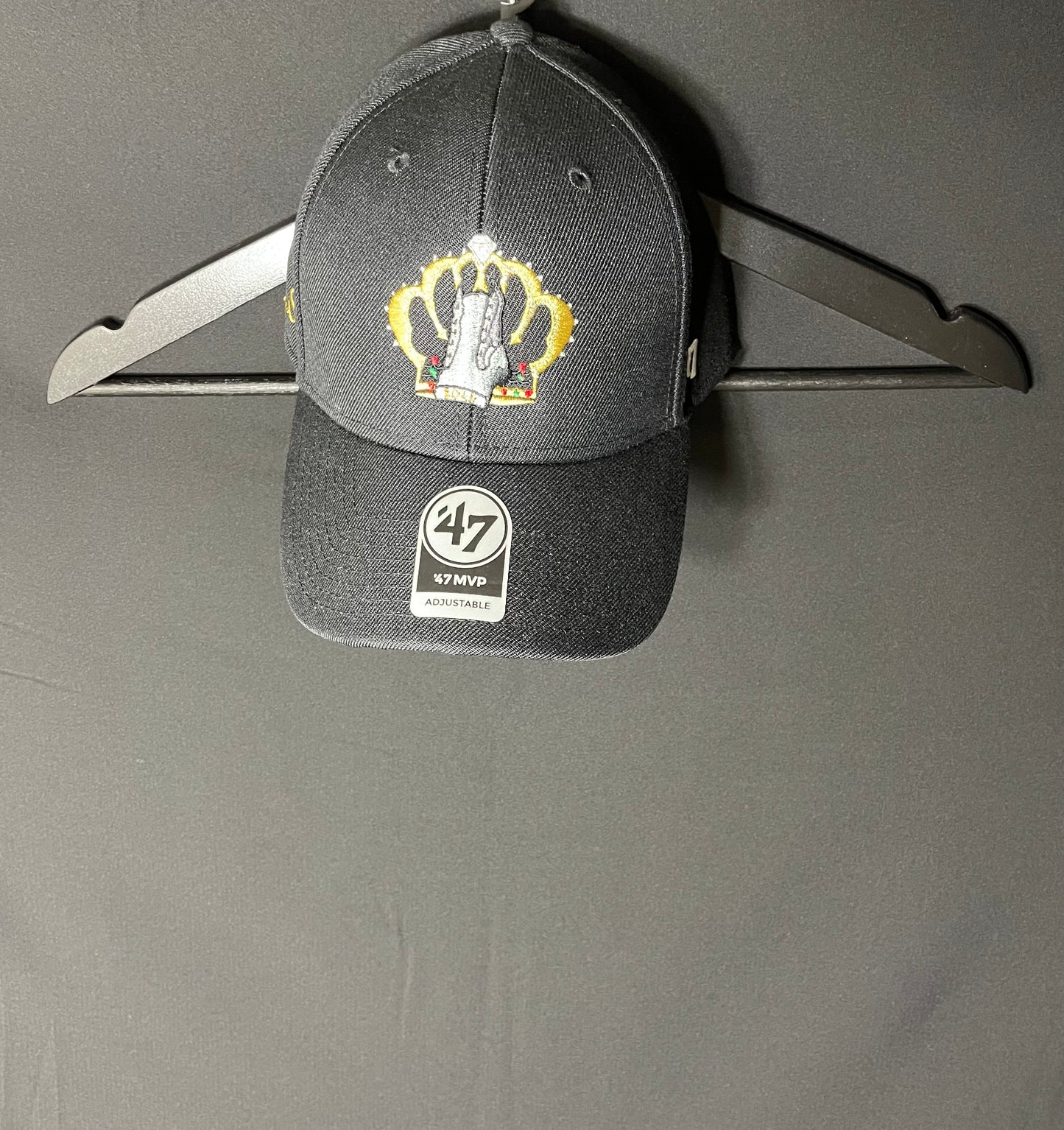 S.H.S Crown & Shoe Logo (Embroidery) ('47) baseball Caps